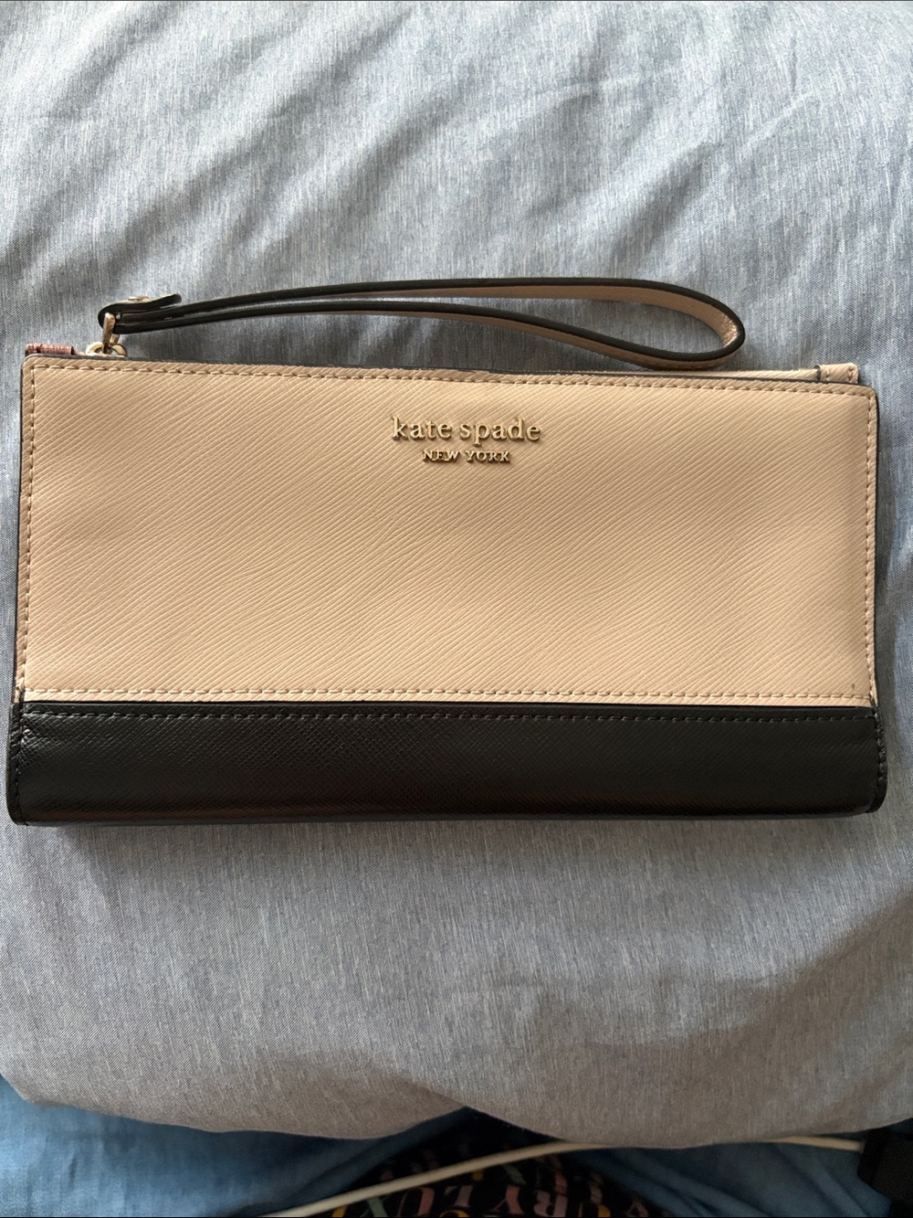 kate spade Two-Tone Beige and Black Wristlet Wallet